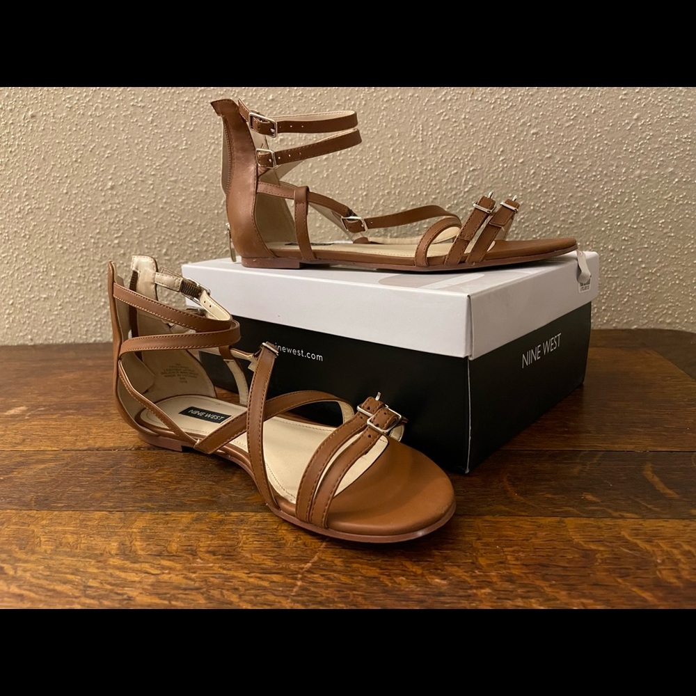 Sandals - Picture 4 of 4